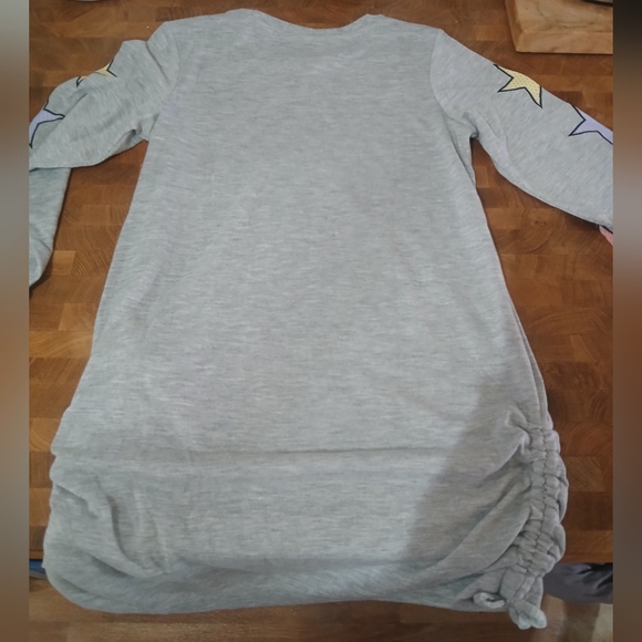 🆕️ Converse Shirt - Picture 2 of 6